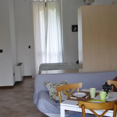 Holiday home Charming In With Swimming Pool Lazise