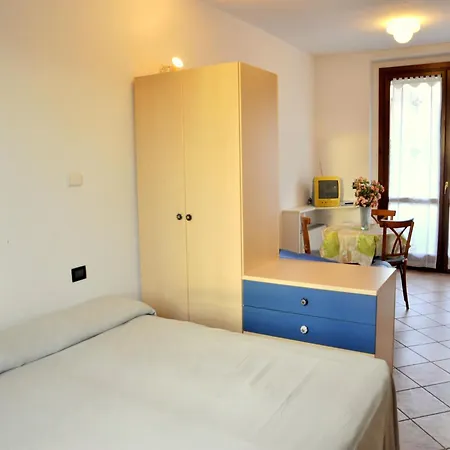Charming In With Swimming Pool Holiday home Lazise