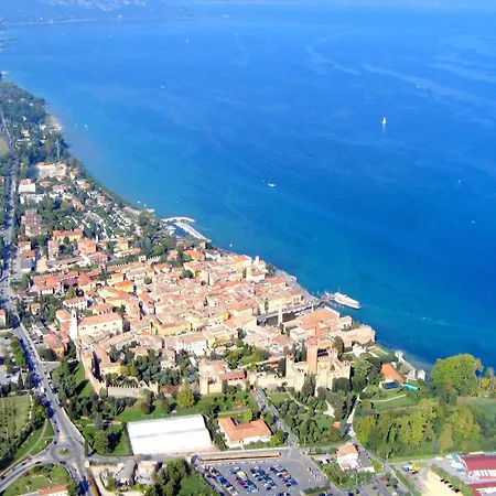 Holiday home Charming In With Swimming Pool Lazise