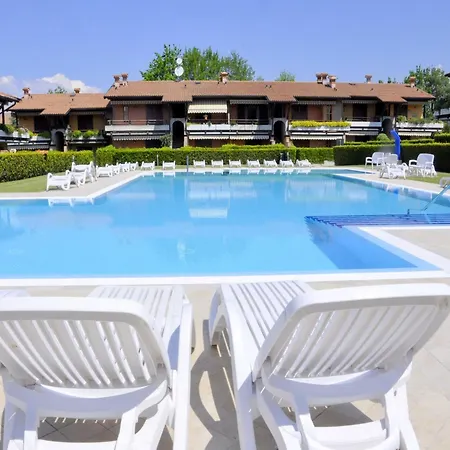 Holiday home Charming In With Swimming Pool