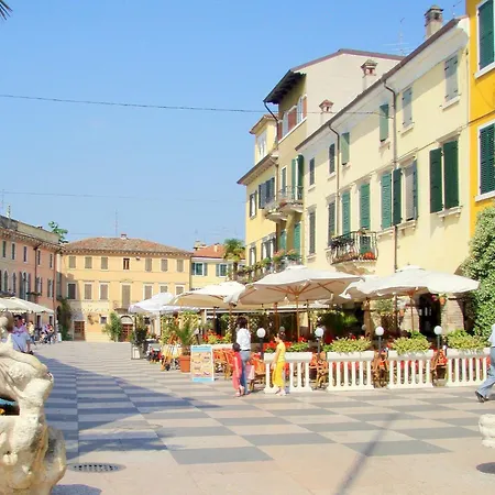 Charming In With Swimming Pool Holiday home Lazise