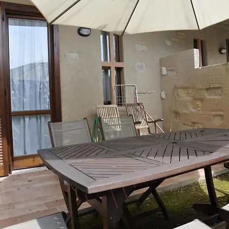 Charming In With Swimming Pool Holiday home *